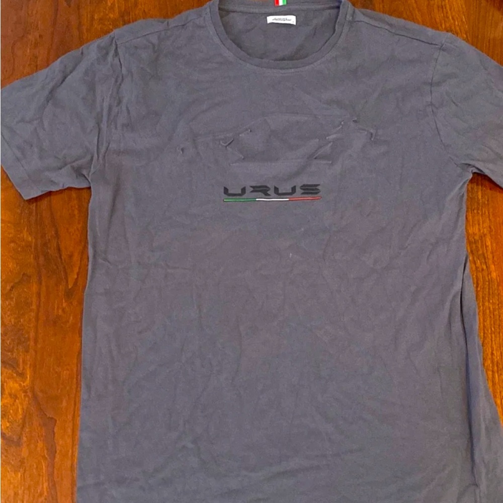 Lamborghini Urus Shirt